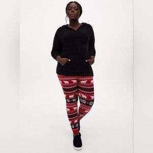 Torrid Full Length Signature Waist Polar Bear Sweater Legging size 2